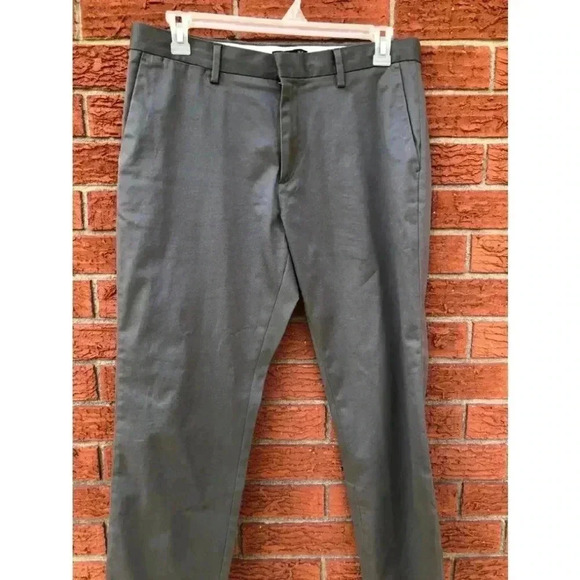 Men's Banana Republic Pants, Gray, Size 34x30 - Picture 1 of 2